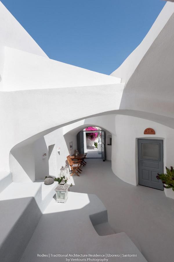 Rodies Traditional House Emporio  Екстериор снимка
