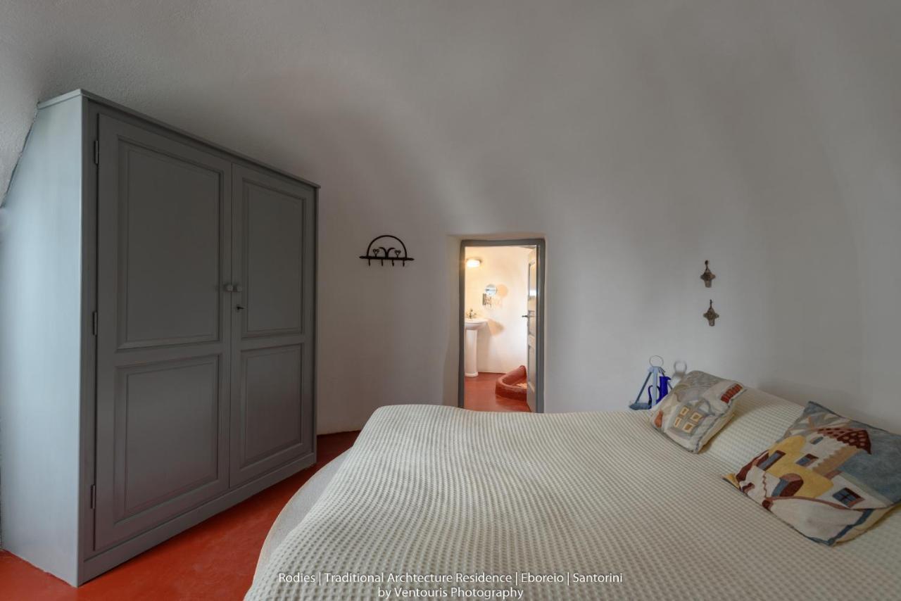 Rodies Traditional House Emporio  Екстериор снимка