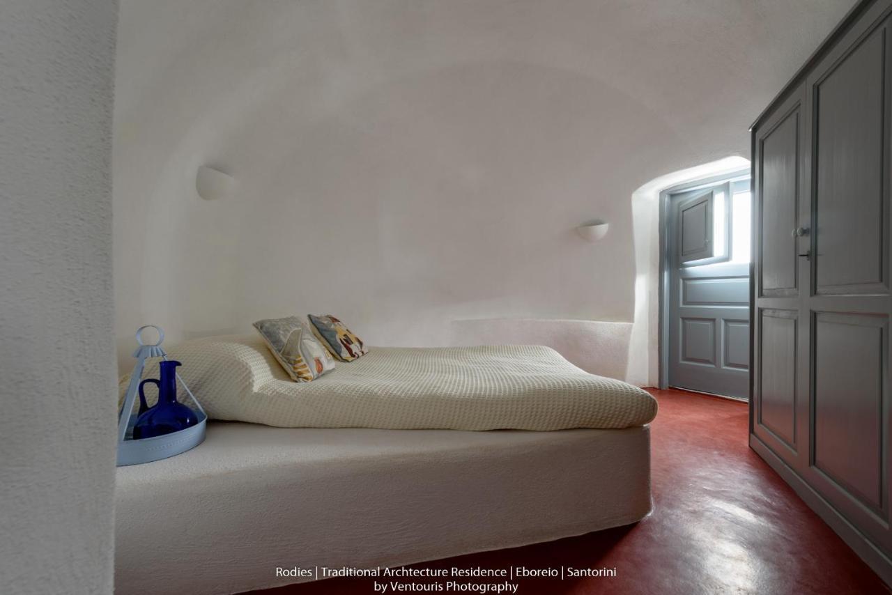 Rodies Traditional House Emporio  Екстериор снимка